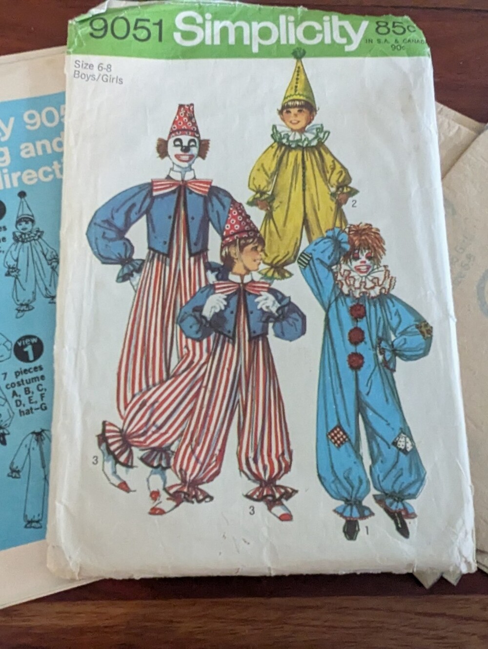 Vintage Child's Clown Costume Pattern Simplicity 9051 Size 6-8 - Used